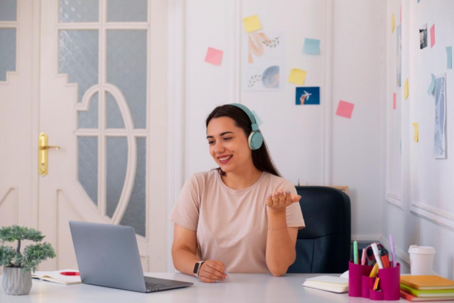 Interfața platformei educaționale cu instrumente integrate